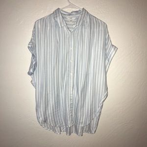 Light Blue/white stripped tee